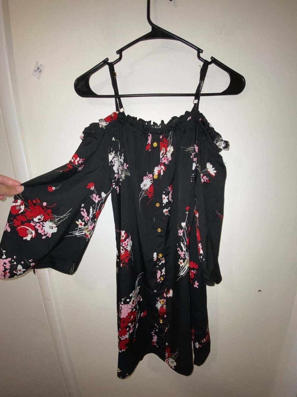 Speed Control New York Black Floral Off-the-Shoulder Button-Down Dress